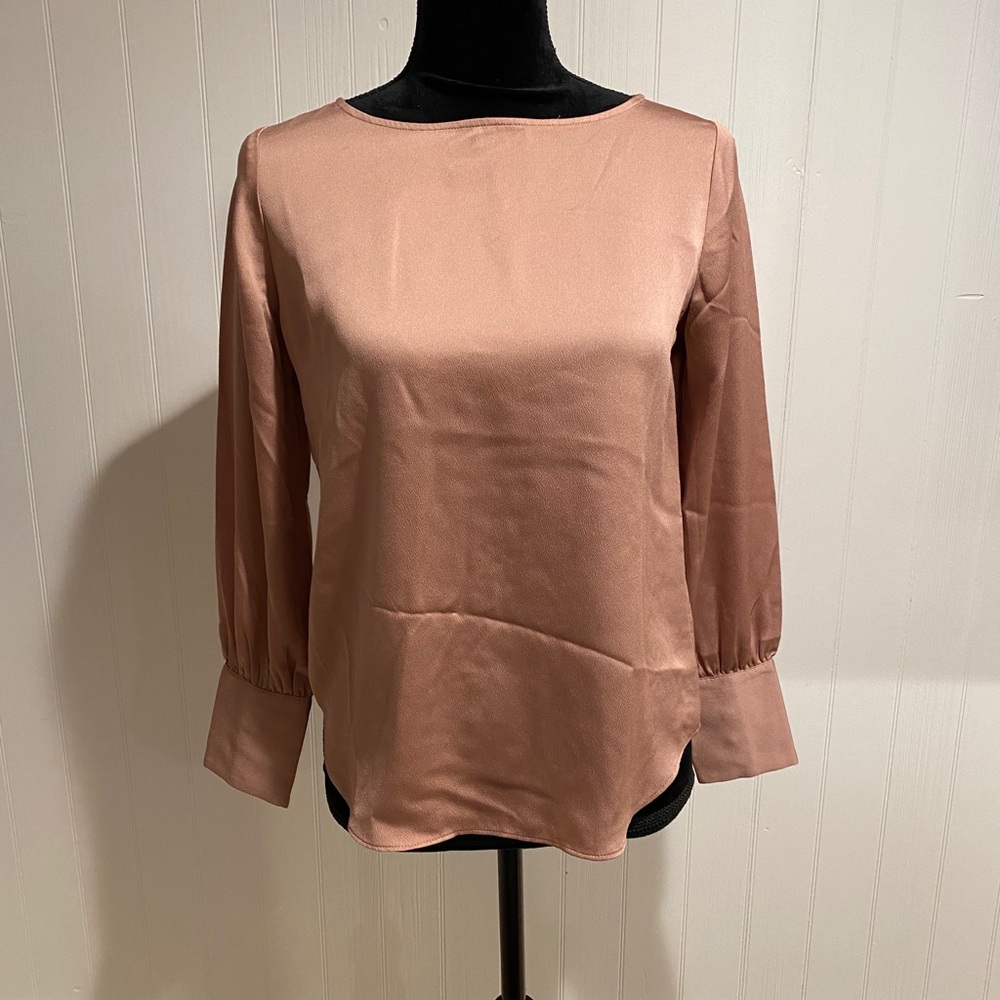 Light pink blouse - Picture 4 of 4